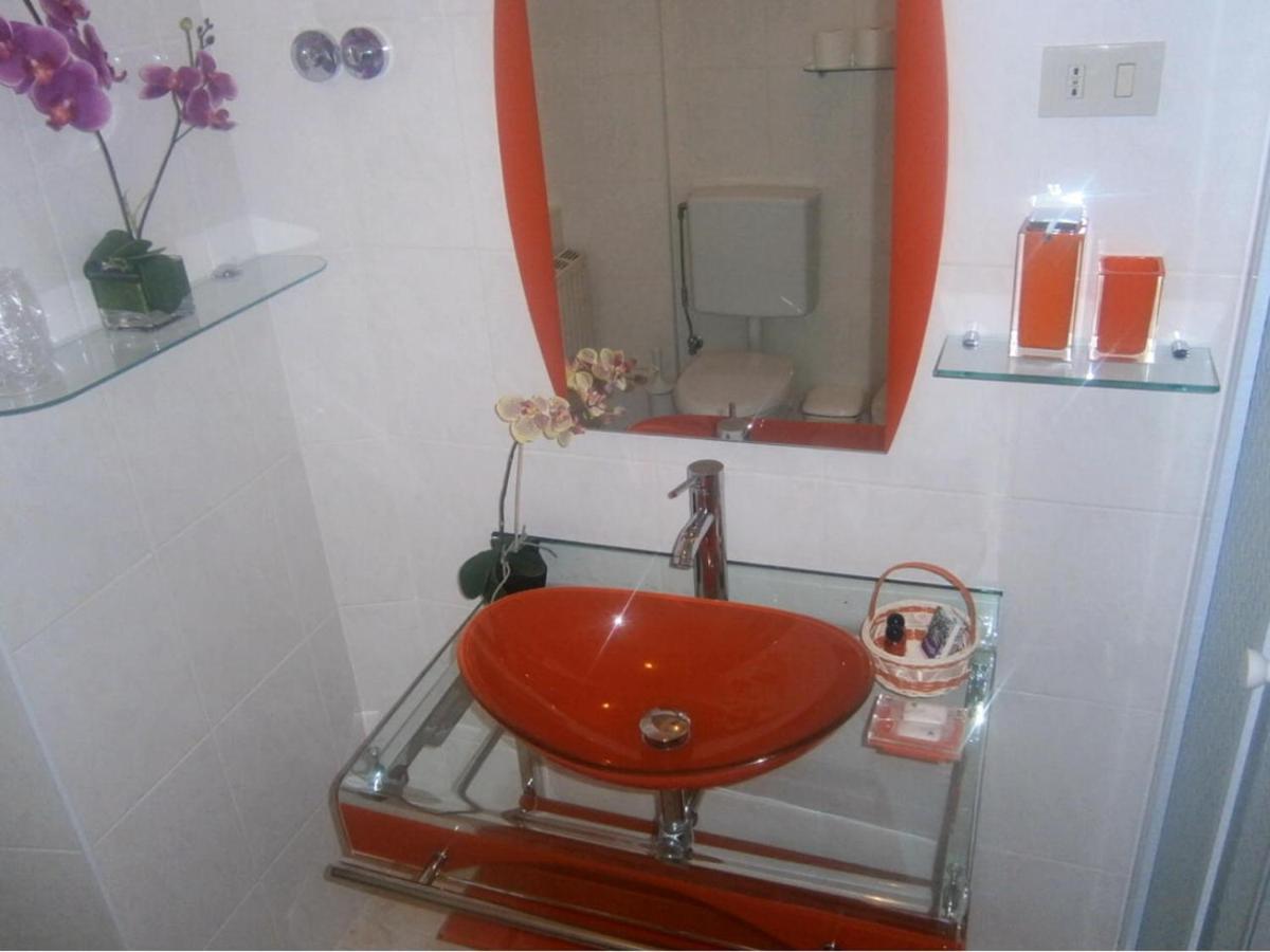 B&B Ametista Trieste Bagian luar foto