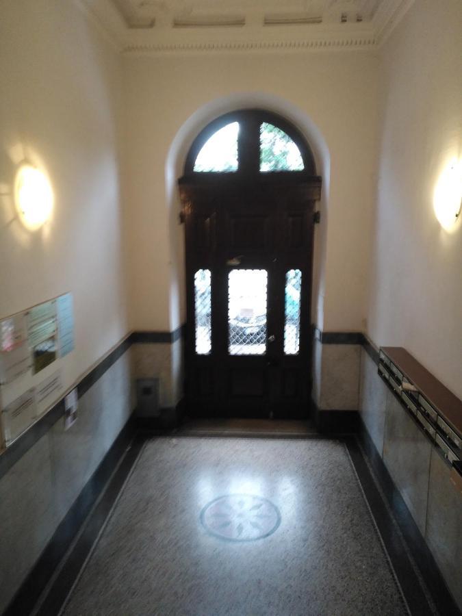 B&B Ametista Trieste Bagian luar foto